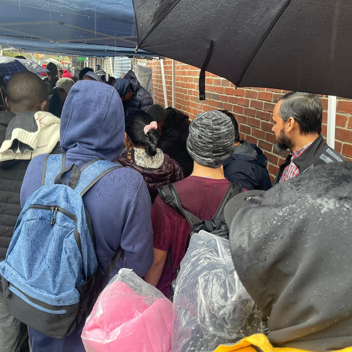 Astoria Welfare Society Distributes Winter Clothing to Migrants and Asylum Seekers
